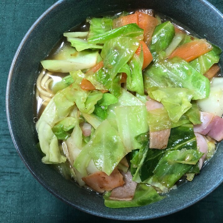 野菜たっぷりのせ！インスタントラーメン